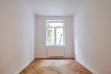 Zimmer 2 Muster - !!Verkauft**Familientraum** 5-Zimmerwohnung – Hochwertig saniert mit Einbauküche